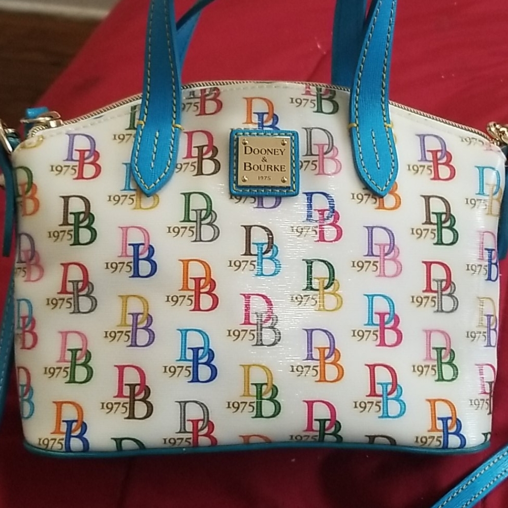 Dooney & Bourke